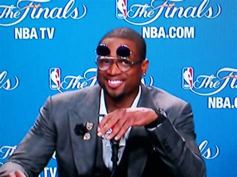 dwyane wade dwayne wayne glasses.